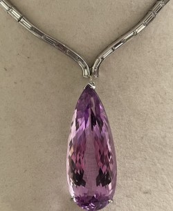 Kunzite and Baguette Diamond Collar